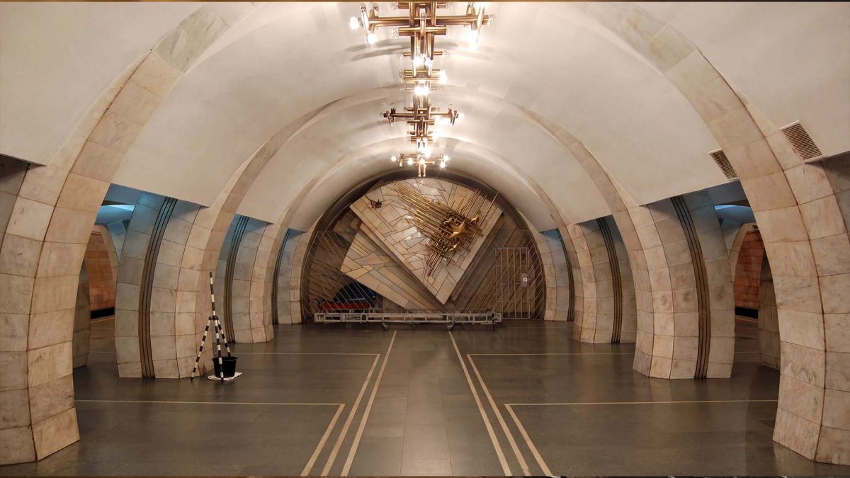 Как добраться на правый берег, если зелёная линия метро не работает